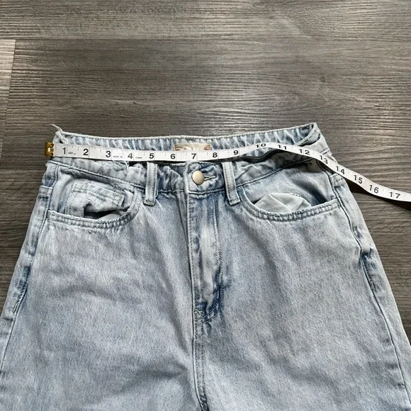 Altar’d State Light Wash Wide Leg Distressed Jeans - Picture 7 of 9